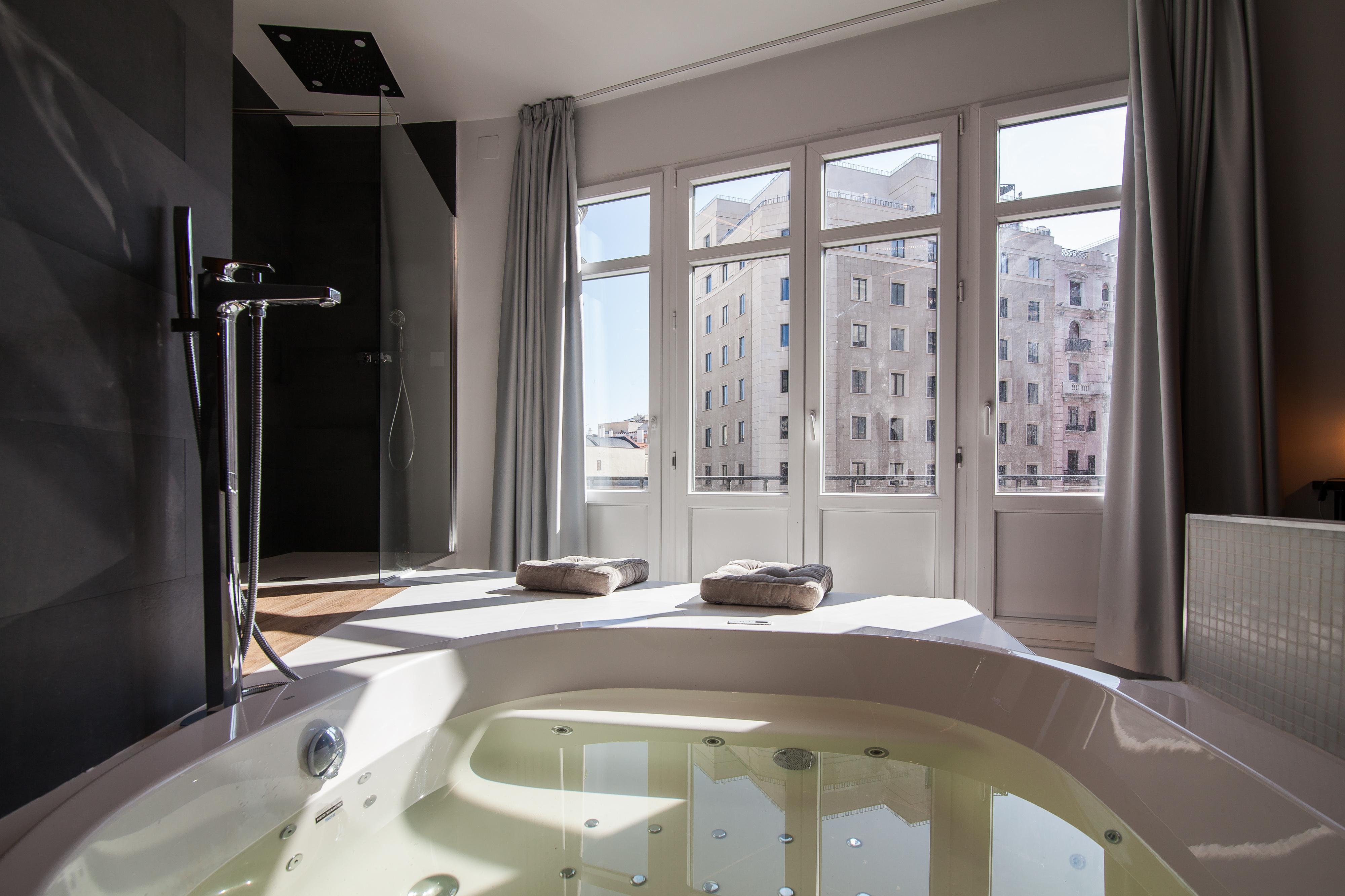 מדריד Vitium Urban Suites מראה חיצוני תמונה