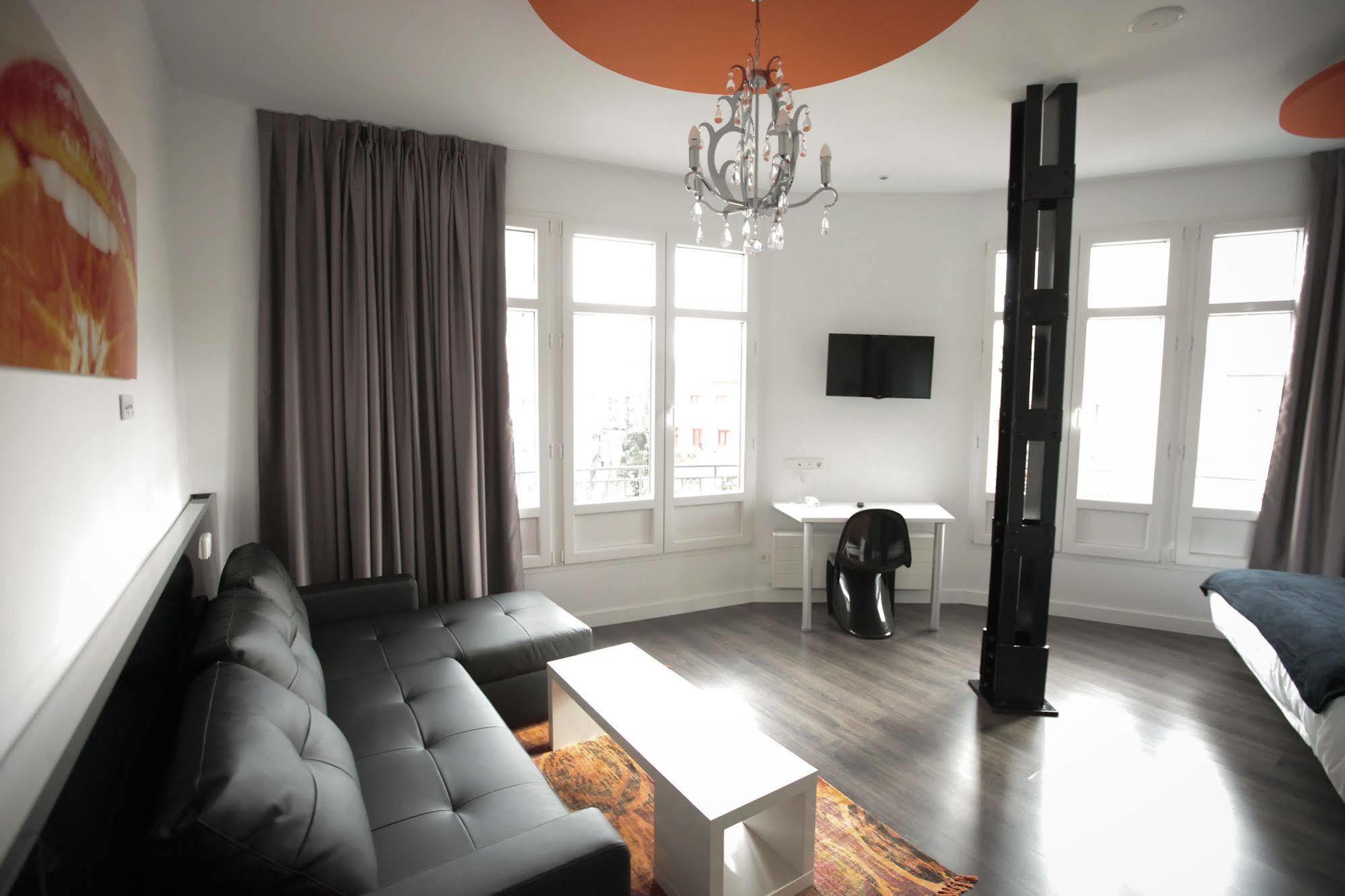 מדריד Vitium Urban Suites מראה חיצוני תמונה